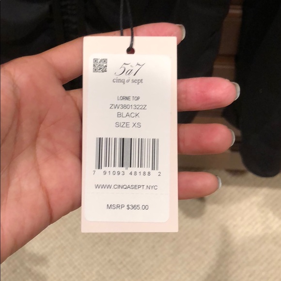 NWT Black silk cinqasept  blouse - Picture 2 of 3